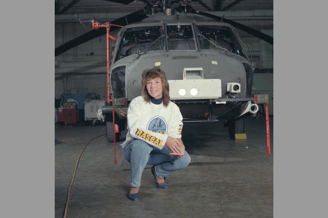 NASA image: ARC-1994-AC94-0021-19