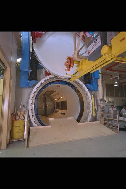 NASA image: ARC-1995-AC95-0203-39