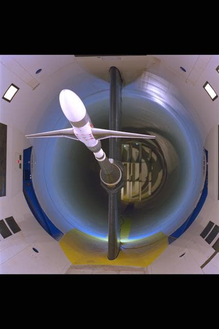 NASA image: ARC-1995-AC95-0203-8