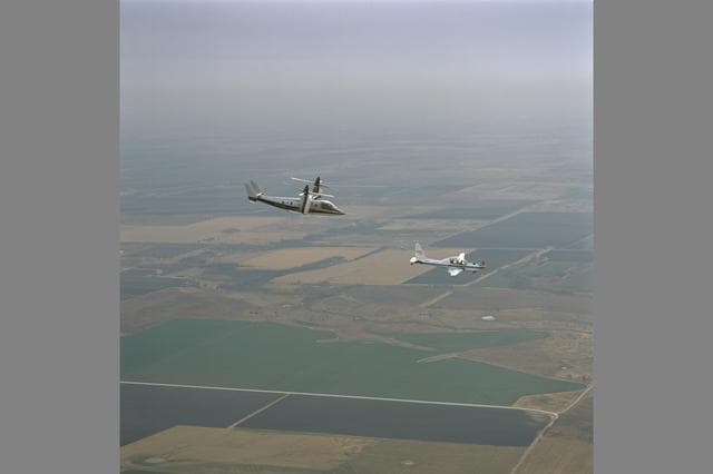 NASA image: ARC-1995-AC95-0438-15