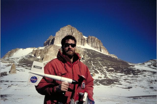 NASA image: ARC-1996-AC96-0316-4
