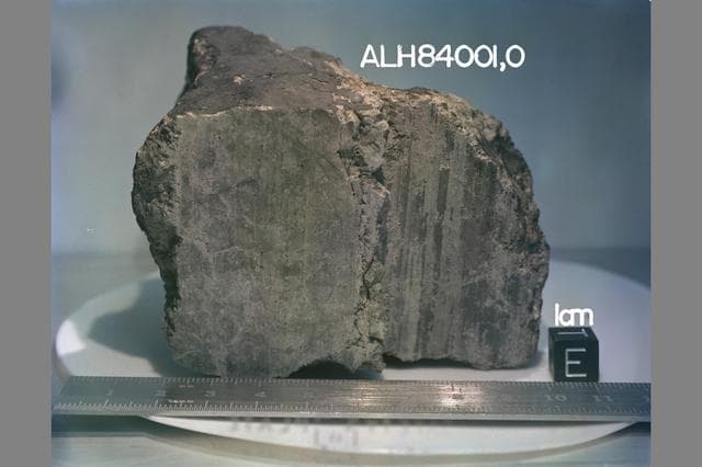 NASA image: ARC-1996-AC96-0345-1