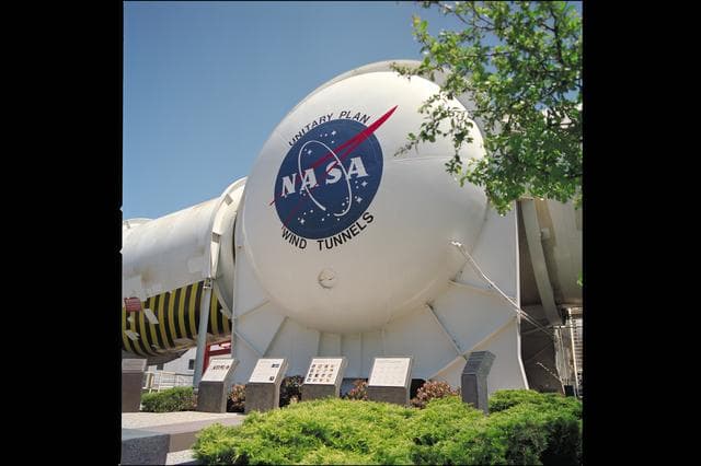 NASA image: ARC-1999-AC99-0101-3