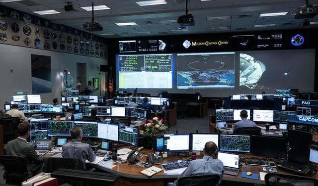 NASA image: Artemis I MCC DRI