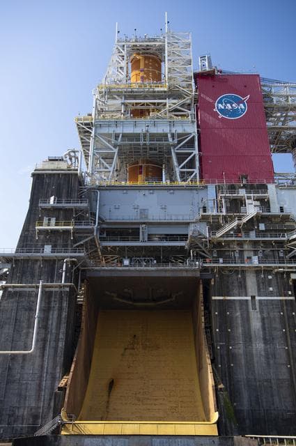 NASA image: SLS Core Stage Installed (Flame Trench View)