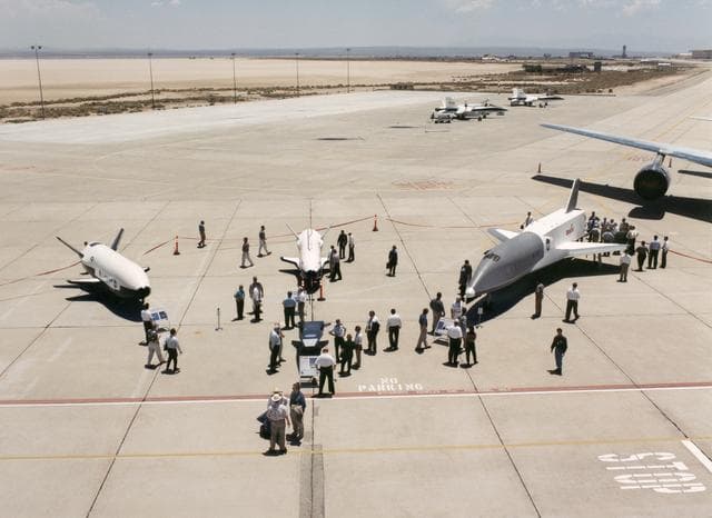 NASA image: EC00-0198-85
