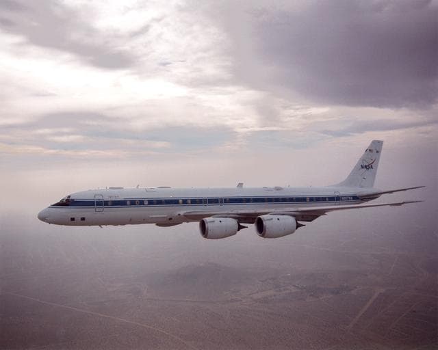 NASA image: DC-8 returning from AFWEX deployment showing AeroSAPIENT Ku-band antennas