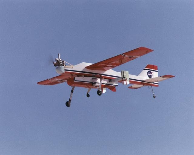NASA image: EC01-0136-9