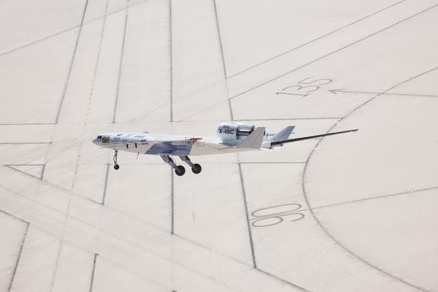 X-48C Flies Over Intersecting Runways