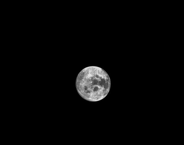 NASA image: Flight Day 19: To the Moon