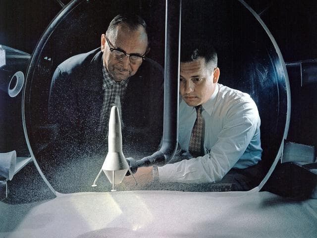 NASA image: Researchers Analyze a Moon Dust Simulation