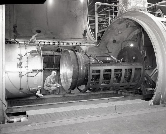 NASA image: APOLLO CONTOUR ENGINE MOUNTED IN THE PROPULSION SYSTEMS LABORATO