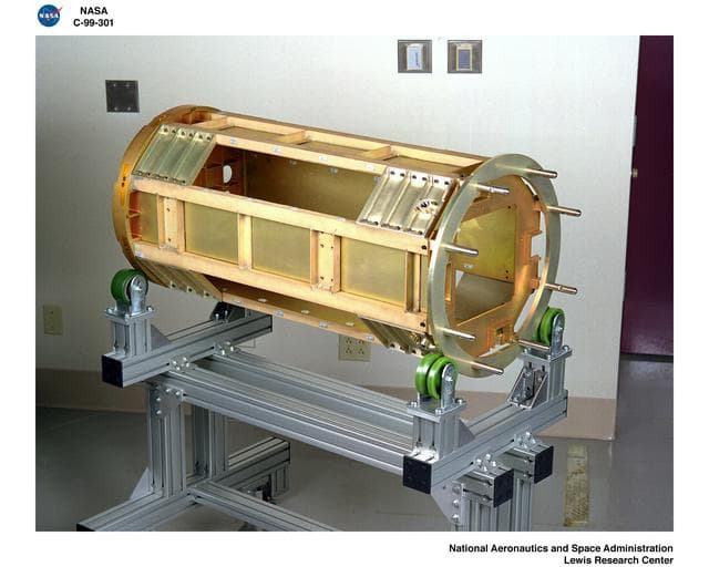 NASA image: GRC-1999-C-00301