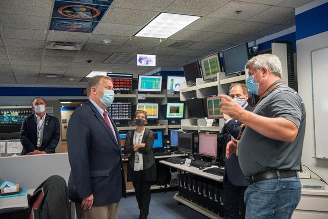 NASA image: Visit to GRC by the Deputy Administrator, James Morhard
