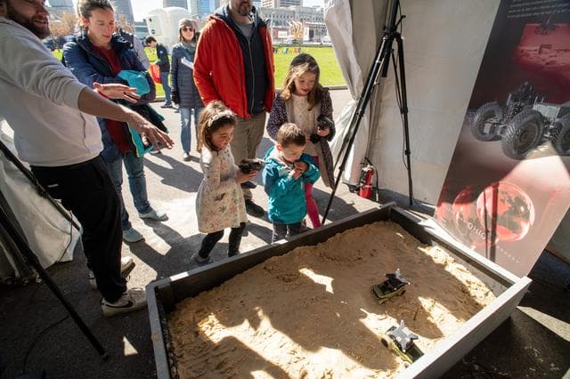 NASA image: Guests at Great Lakes Science Center During Total Solar Eclipse Fest