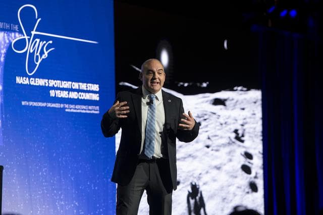 NASA image: Carlos Garcia-Galan Speaks at Evening With The Stars 2024
