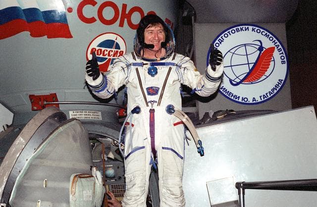 NASA image: Culbertson tests cosmonaut space suit in Soyuz trainer