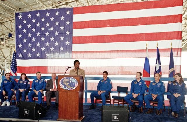 NASA image: STS-101 crew return at Ellington Field