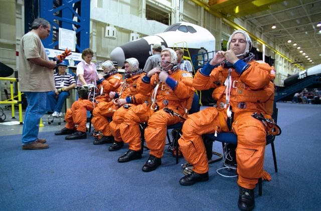 NASA image: STS-102 crew egress training in building 9