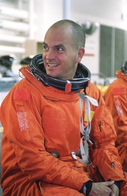 NASA image: STS-105 preflight water survival training in NBL pool in SCTF