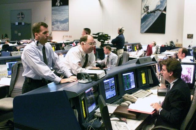 NASA image: MCC during STS-106