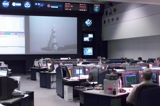 NASA image: Expedition One Blue Flight Control room during countdown