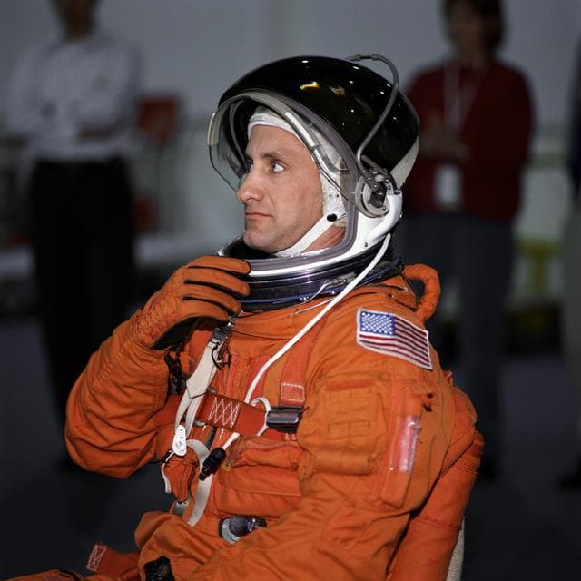 NASA image: STS-104 Preflight Emergency Egress Bailout Training at the NBL