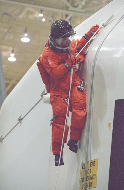 NASA image: STS-109 Egress training