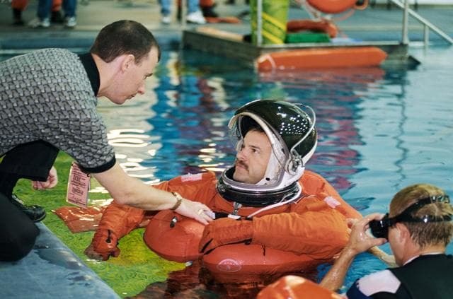 NASA image: STS-109 Crewmembers during Water Survival Training at SCTF