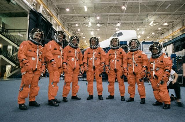 NASA image: STS-109 Bailout Training