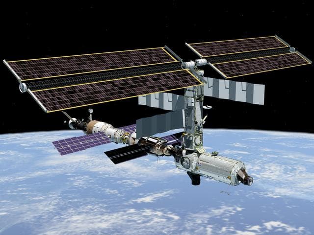 NASA image: Artist's rendering of early STS-98/ISS 5A