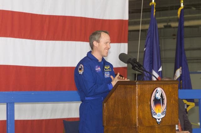 NASA image: Photographic documentation of the return of the STS-98 crew to Ellington Field