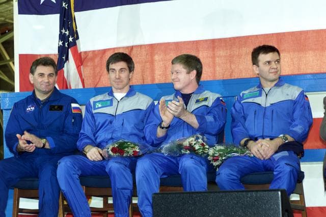 NASA image: STS-102 / Expedition 1 Crew Return Ceremony at Ellington Field.