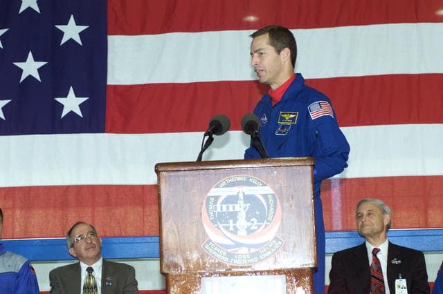 NASA image: STS-102 / Expedition 1 Crew Return Ceremony at Ellington Field.