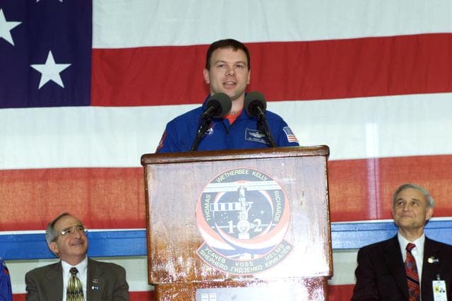 NASA image: STS-102 / Expedition 1 Crew Return Ceremony at Ellington Field.
