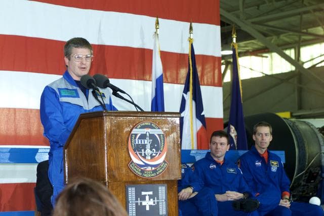 NASA image: STS-102 / Expedition 1 Crew Return Ceremony at Ellington Field.