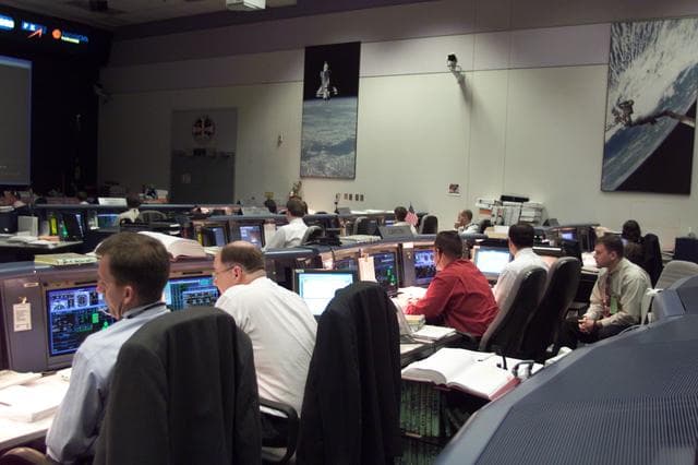 NASA image: Coverage of STS-104 Launch Coverage of Flight Controllers in MCC.