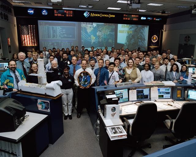 NASA image: STS-109 Flight Control Team Photo in WFCR - Orbit 2 with Flight Director Tony Ceccaci.