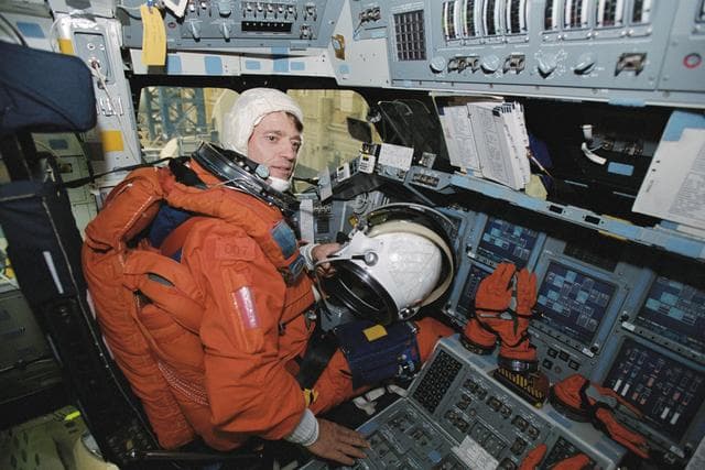 NASA image: STS-112 Preflight Emergency Egress Training