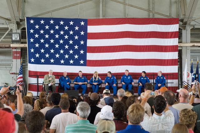 NASA image: STS-124 crew return ceremony