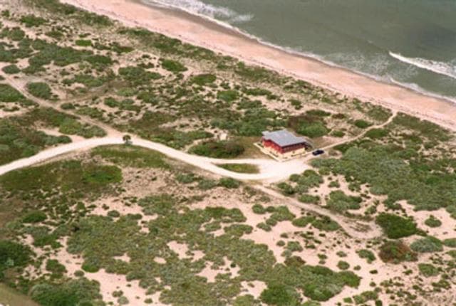 NASA image: KSC-00PP-0431