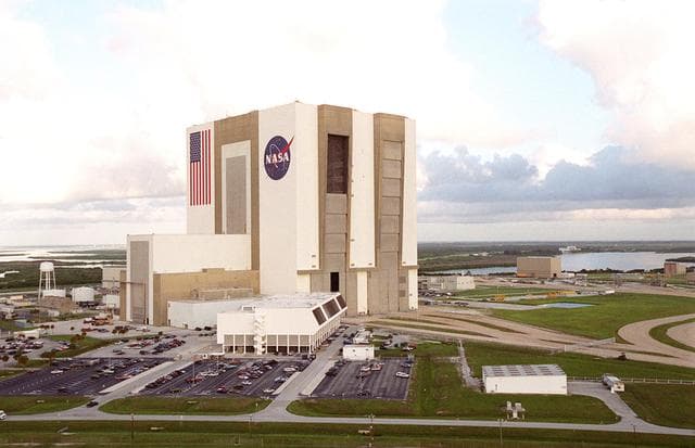NASA image: KSC-00PP-1432