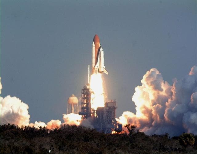 NASA image: KSC-00padig005