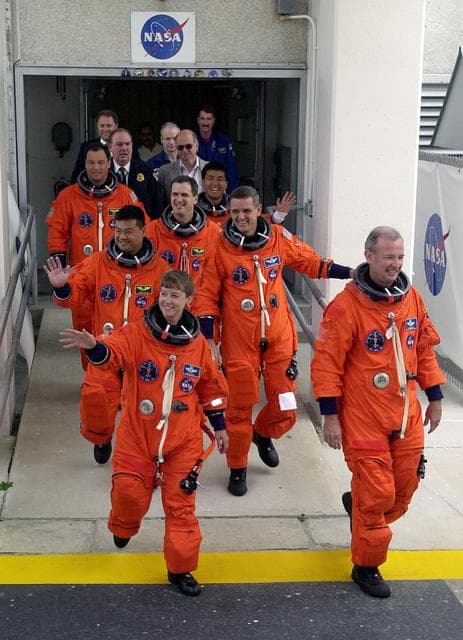 NASA image: KSC-00padig037