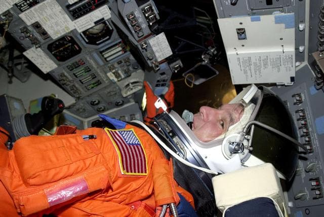 NASA image: KSC-00padig091