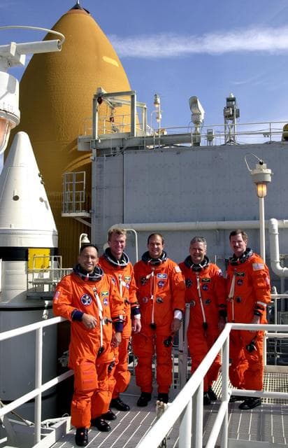 NASA image: KSC-00padig093