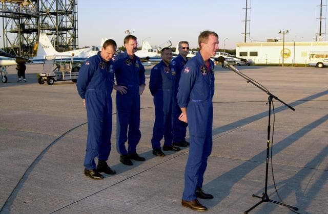 NASA image: KSC-00padig098