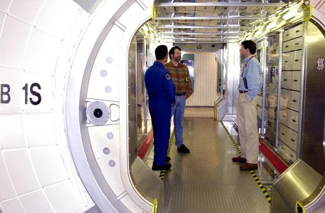 NASA image: KSC-00padig123