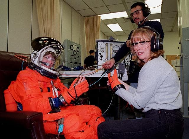 NASA image: KSC-00pp0039