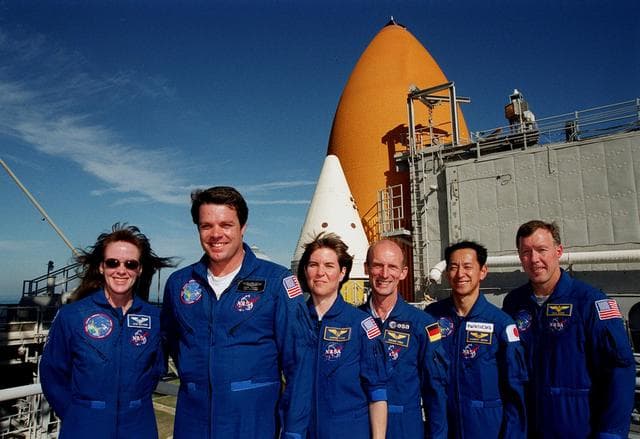 NASA image: KSC-00pp0043